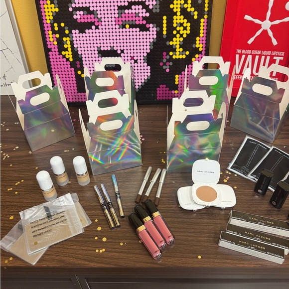 Marc Jacobs gift bags - build your gift box - Picture 8 of 11